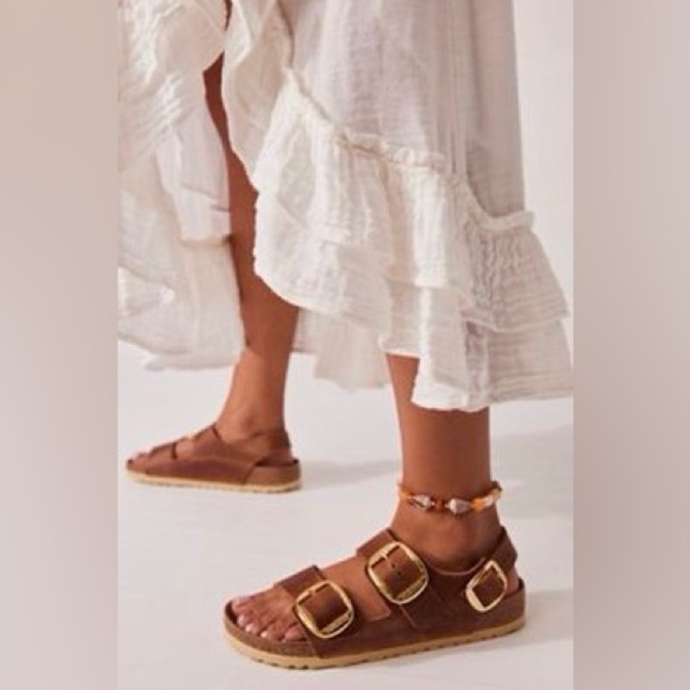 Elegant Tan Leather Sandals with Gold Buckles Birkenstock